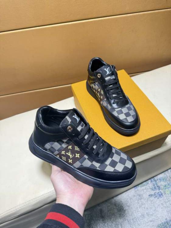 Picture of Louis Vuitton Shoes _SKULVsz38-44hnq120215807